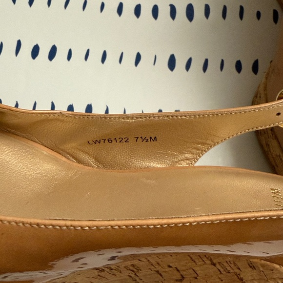 Stuart Weitzman Jean Slingback Wedge Sandals in Nude Patent Leather - Picture 10 of 11